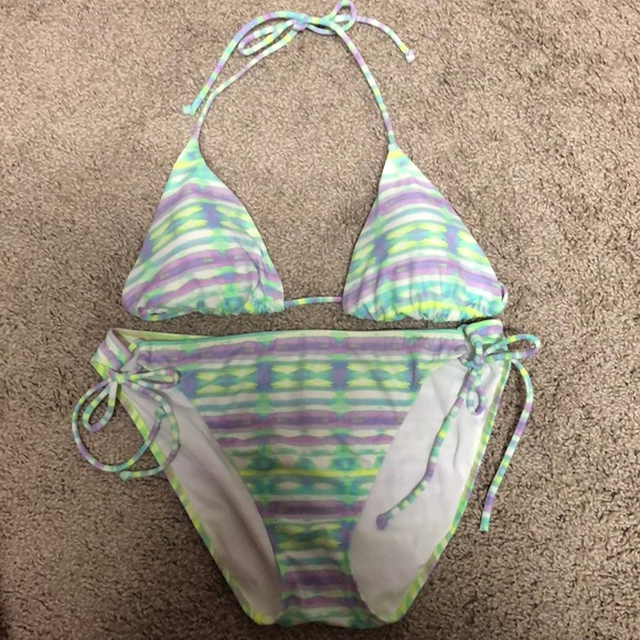 Victoria's Secret Other - Victoria’s Secret Bikini 👙Size Large